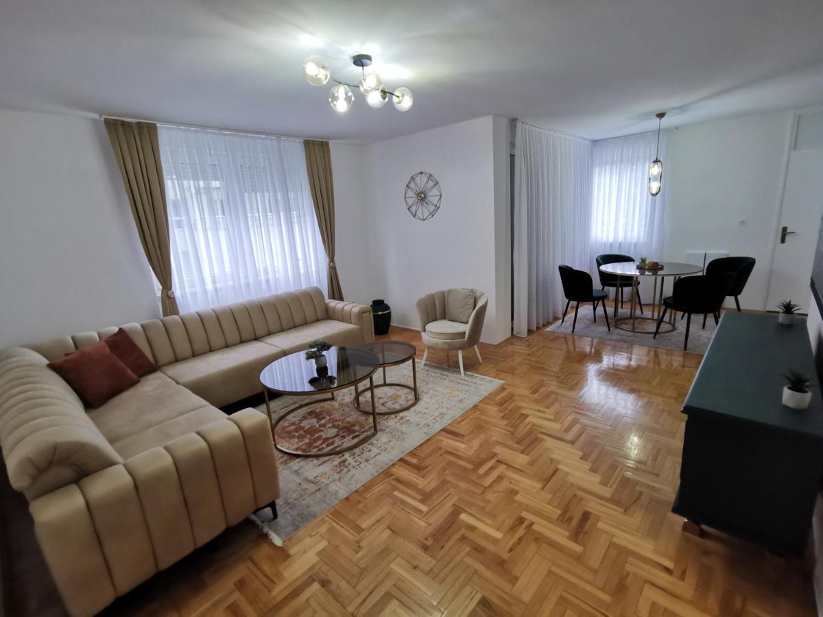 Family Apartment Τούζλα Εξωτερικό φωτογραφία